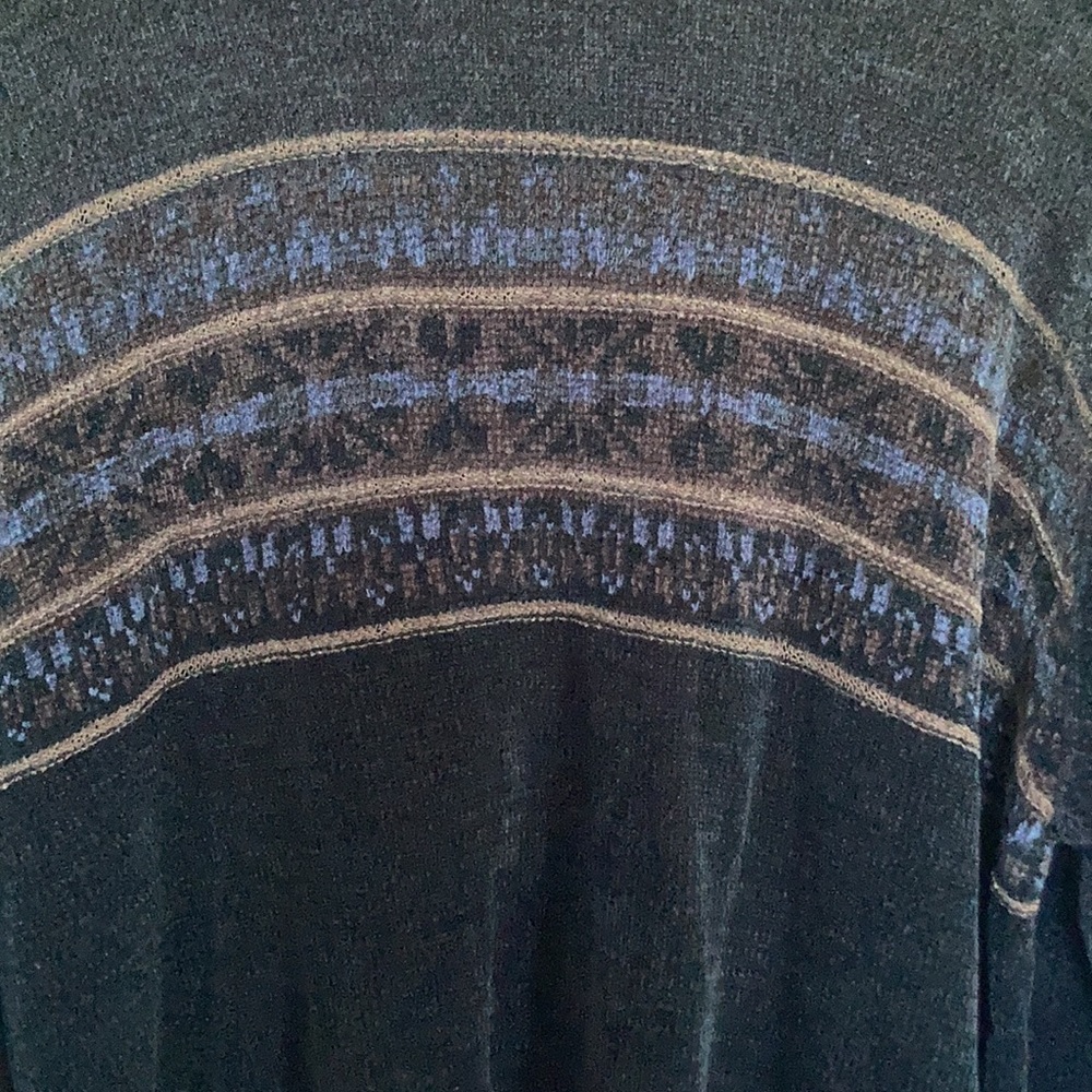 Vintage 90s men’s chenille feel black sweater with stripe of Pattern across - Picture 5 of 17
